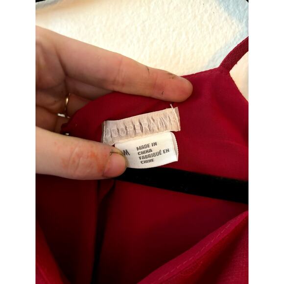 Cooperative Red Burgundy Cold Shoulder Dress Size Medium - Picture 5 of 8